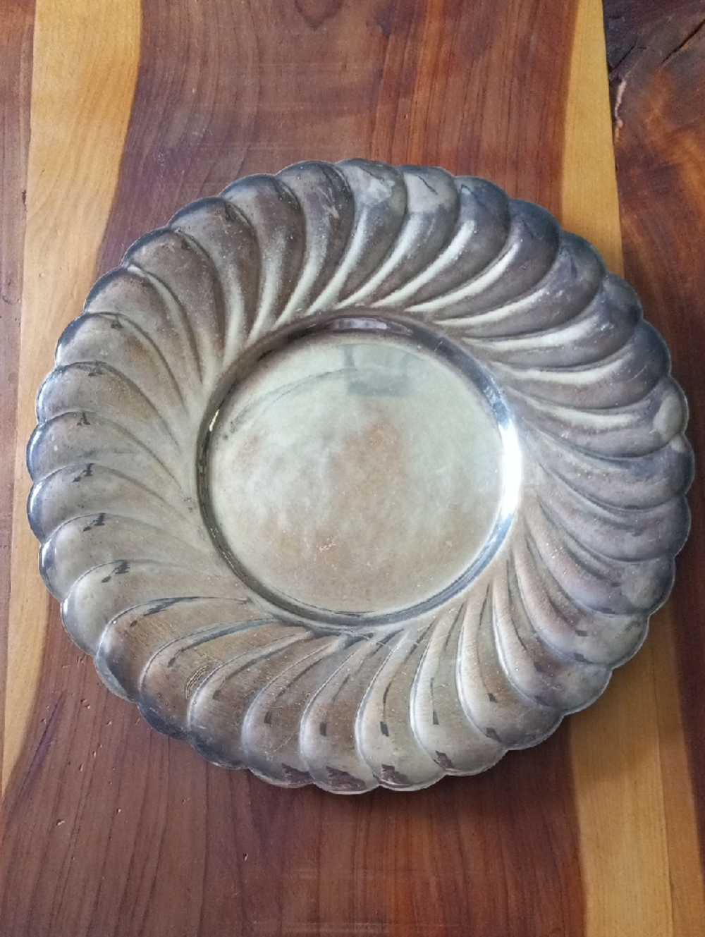 Vintage WM Rogers Waverly Swirl Metal Decorative Plate - Silver-plated
